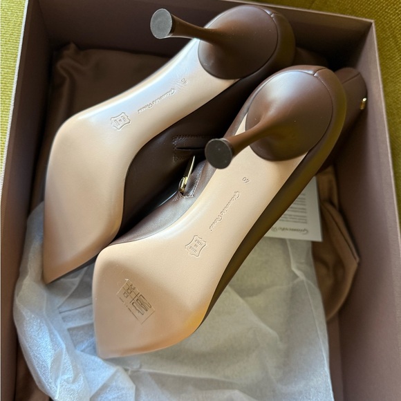 Gianvito Rossi bootie new with a box. They fit perfectly for a 10” foot length. - Picture 5 of 6